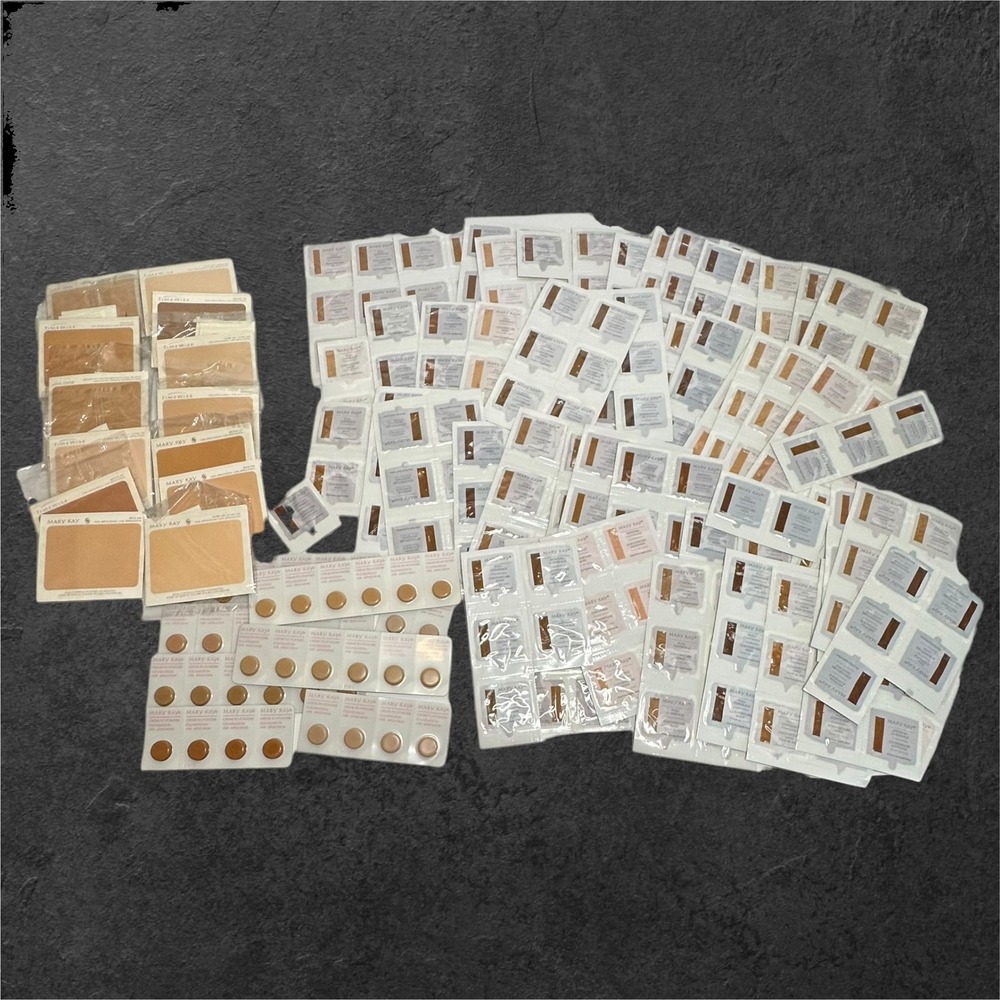 Mary Kay Foundation Sample Lot Mixed Shades Sachets Bulk‎ Makeup